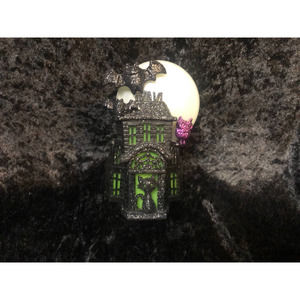 Bath & Body Works Halloween Haunted House Wallflowers Plug In - Owl, Bats, Cat